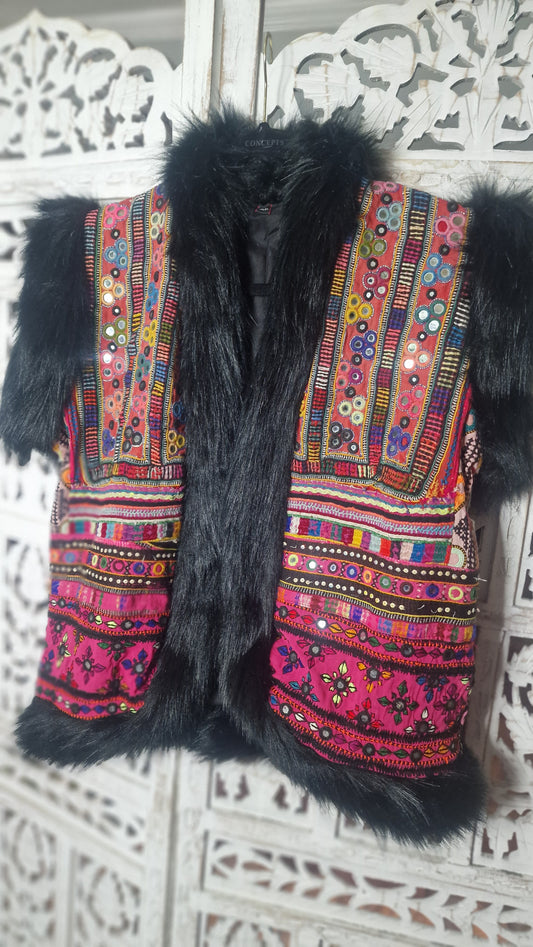 Faux Fur Vintage fabric Gilet 5 - XL